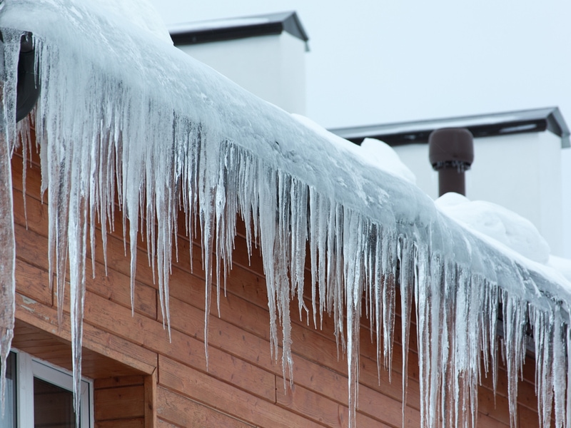winter roofing tips for contractors