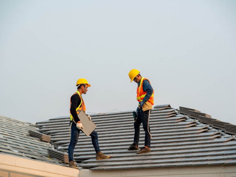 how to run a roofing crew