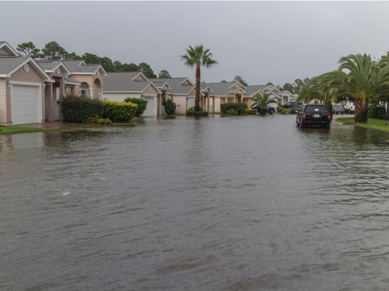 Hurricane flooding before crew comes in with disaster restoration software
